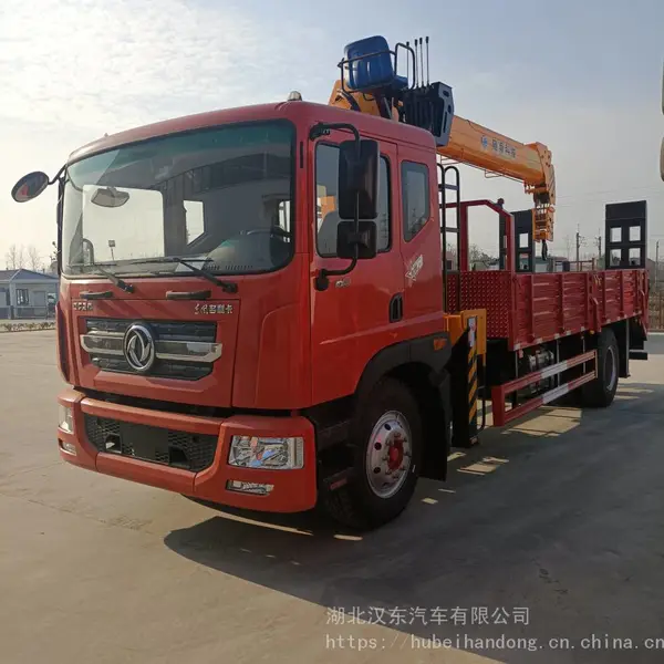 供应SQS200 8吨随车吊带爬梯 东风多利卡D9单桥一车多用 可拉挖机