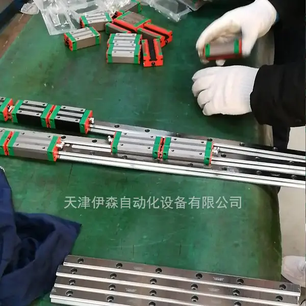 低组装滑块导轨上银 EGW30CA2R1560ZACII+ZZ EGW30CA2R1125ZACII