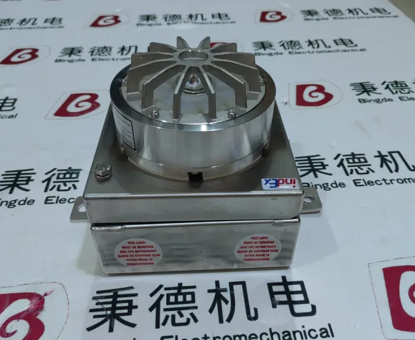 Pharos Marine防爆型直升机甲板状态信号灯FA-165EX