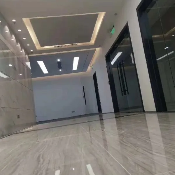 深圳福田购物公园工程开荒清洁地板地面清洗打蜡地毯空调清洗