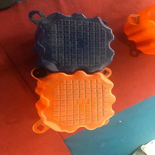 水上景观浮桥浮筒 围湖环形观景跑道浮箱 水库组装平台