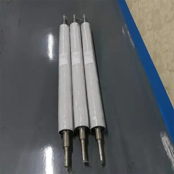 线路板机械设备上使用的三元乙丙滚轮可加工定制