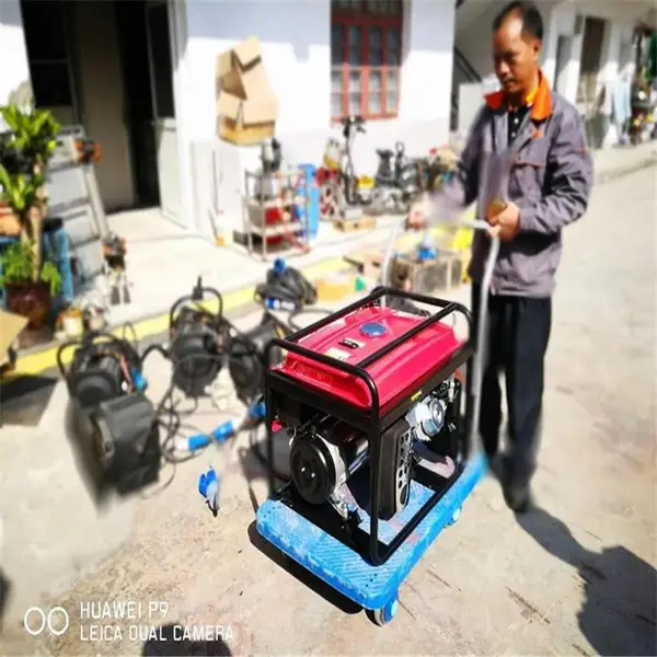 风冷8kw汽油发电机 小型静音汽油发电机8千瓦 带冰淇淋机