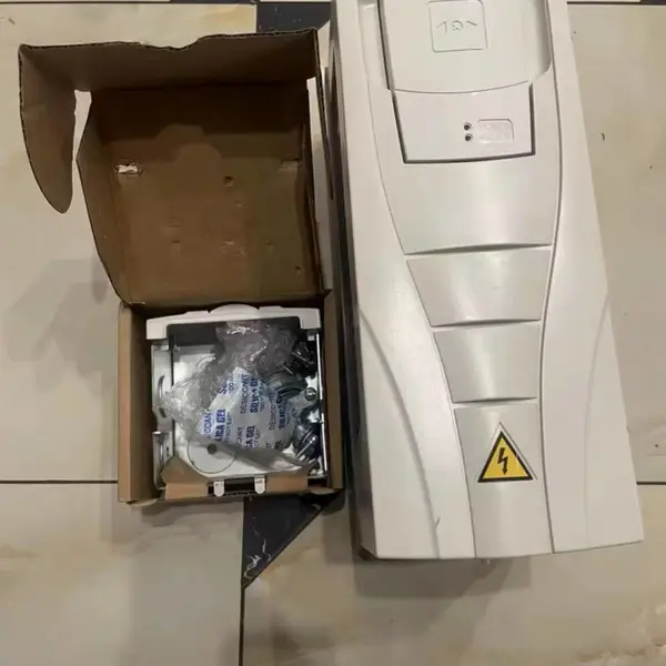 ԭװ ABB��Ƶ������ACS880-01-12A6-3 ����AC380V-415V 5.5KW