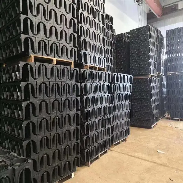 塑料排水沟 支撑强 线性排水沟 HDPE塑料排水沟 U型槽成品排水沟 生产厂家