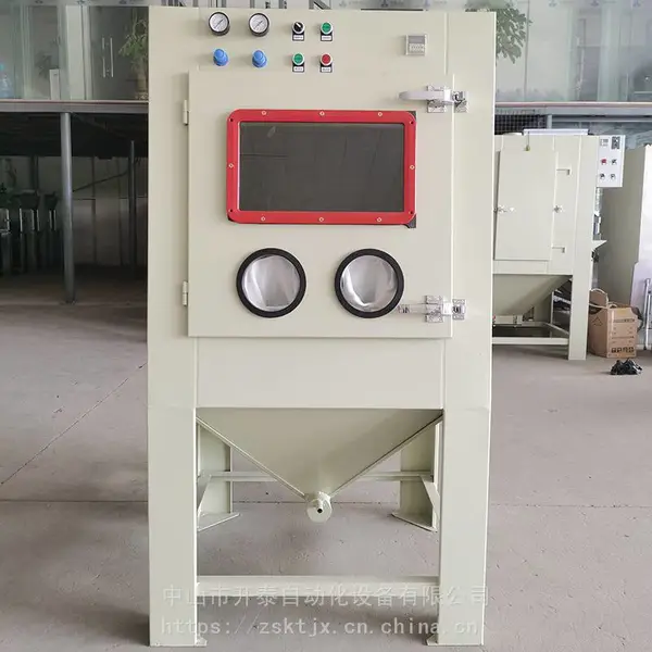 开孔器打磨钻头批量处理 辽阳氧化层清理设备 滚筒自动喷砂机