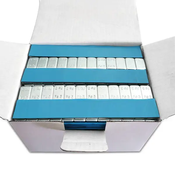 定制 电子配重块玩具加重块铁块铅块粘贴式方形铁块喷涂 外贸货源