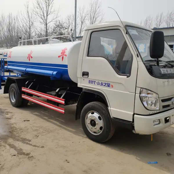 3吨5吨柴油洒水车大型工地工程降尘用雾炮洒水车景区工厂喷雾洒水车