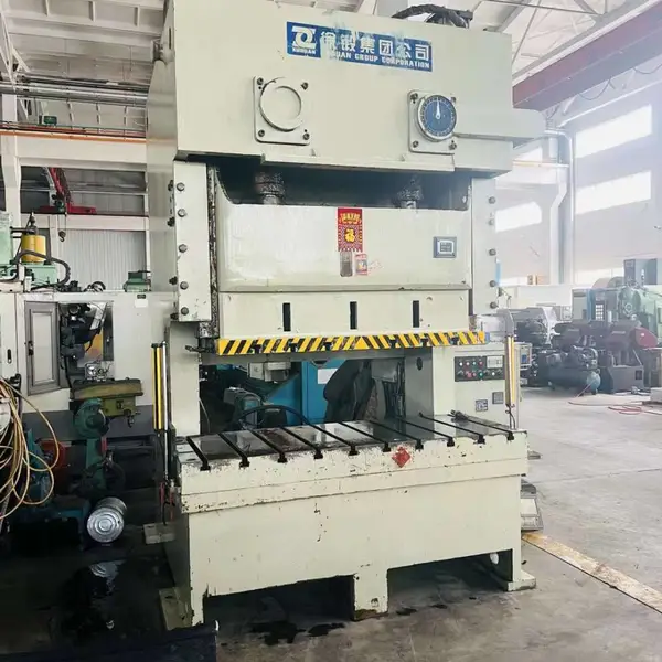 �İ������崲�����İ����������崲�İ����������崲���չ�˾