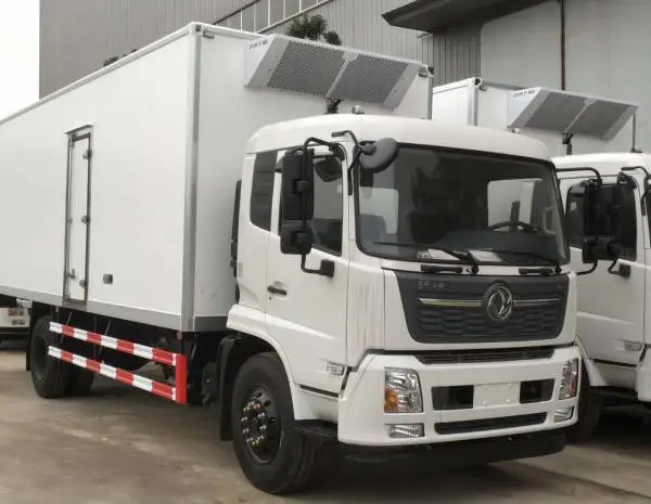 东风天锦冷藏车 箱体8米冷藏车 黄牌大型