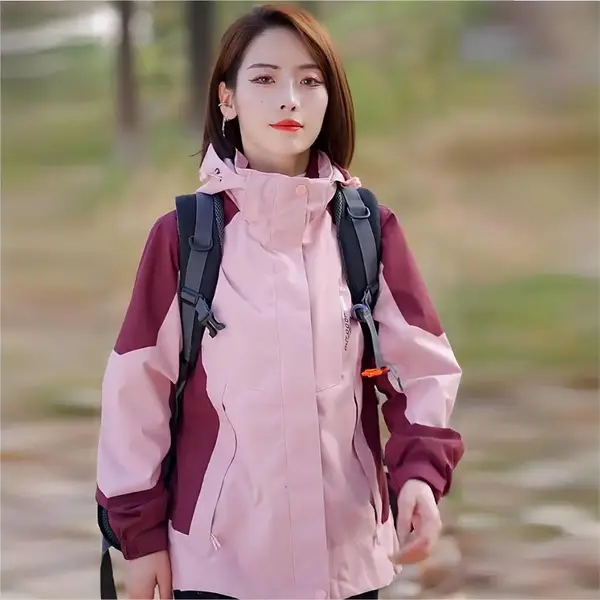 户外运动服冲锋衣标准防水覆膜240T春亚纺成 都生产羽绒服