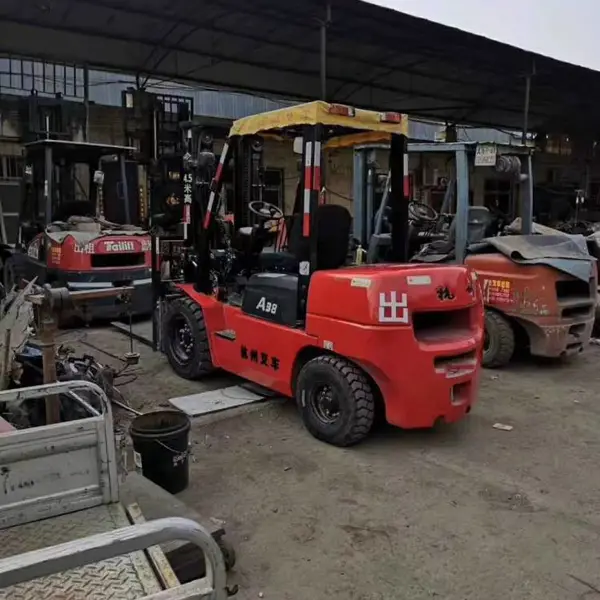 上海崇明陈家镇陈海公路叉车出租搬家搬场吊车出租吊装