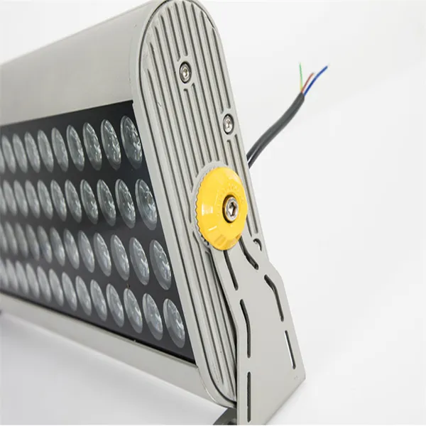 芯鹏达LED亮化投射灯铝制50W100W150W桥梁防水教室建筑物照明