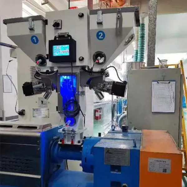 计量式色母喂料混合机