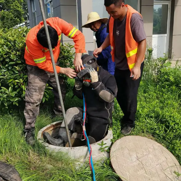 钱塘区专属技术咨询通道、污水管道修复·检查井喷涂修复专项服务