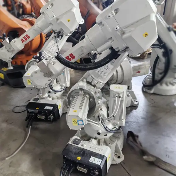 ����ABB IRB2600��������˸���20KG������������Ϻ��Ӵ�ĥ��ҵ��е�ֱ�
