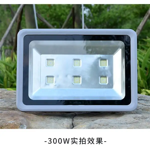 芯鹏达泛光灯定制球场广场码头中高杆灯具500W600WLED投光灯