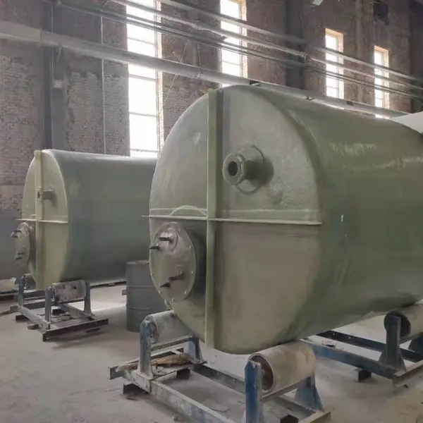 玻璃钢立式卧式化工溶液大型小型储罐