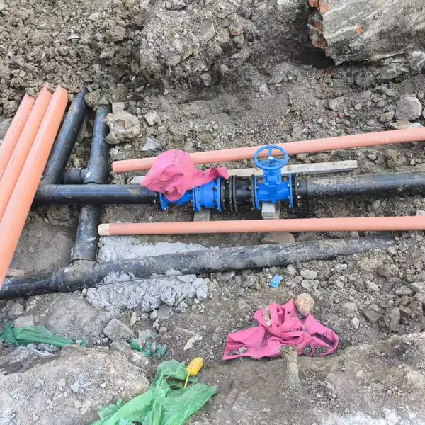 市政雨污管道改造 短管置换裂管法 免开挖施工