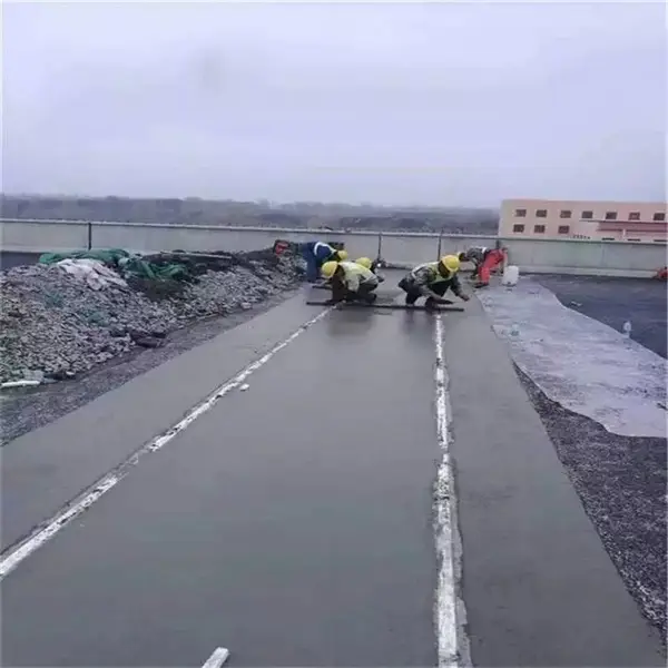 北京平谷薄层快速修补料路面坑槽起皮修补公路沥青冷补料方便快捷