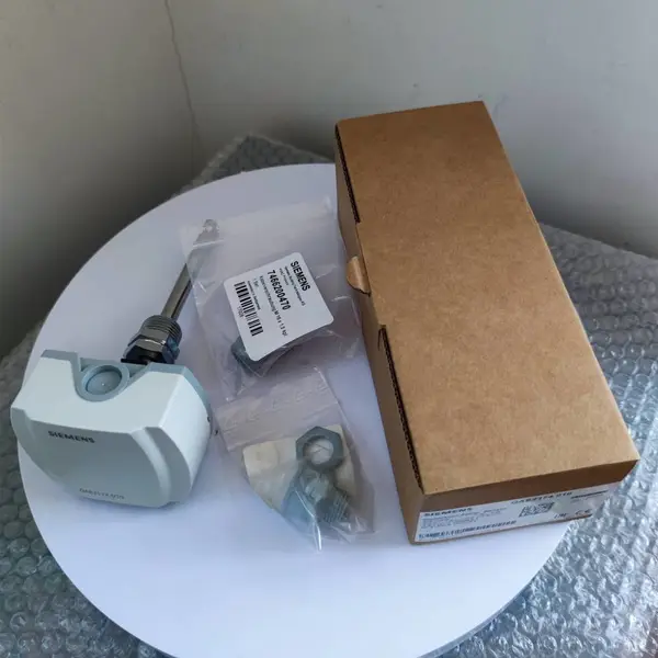 ������QAE2174.010�������¶ȴ�����4-20mA ��Ͳ
