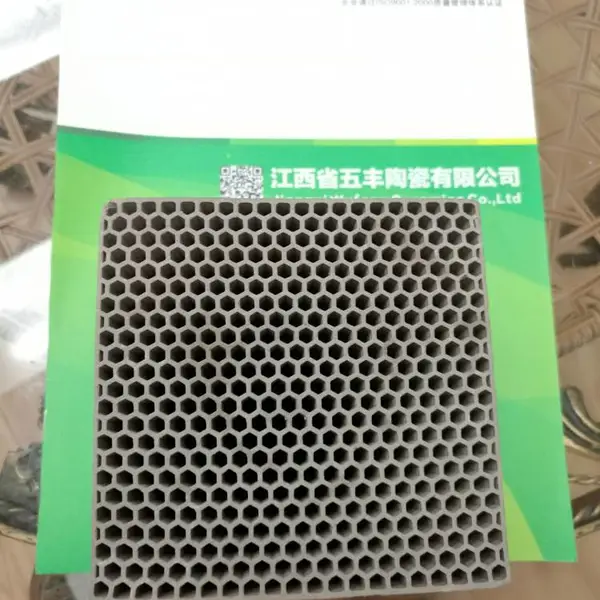 五丰陶瓷生产蜂窝陶瓷蓄热体