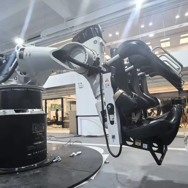 山东VR娱乐机械臂 厂家直销 支持OEM