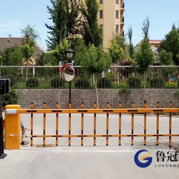 章丘小区起降杆栏杆机车库道闸安装工地人脸识别三辊闸-优质产品