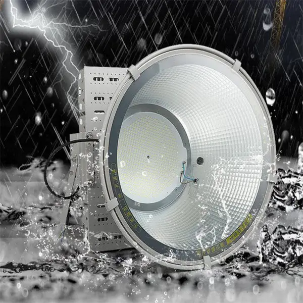 о����LED����ʽ�����Ʋʹ��򳡷�ˮ����֮�ǵ�ͷ300W-GK003