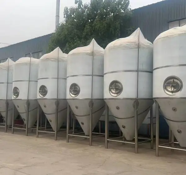 中小型精酿啤酒设备厂家 酿酒啤酒设备 2吨精酿啤酒设备
