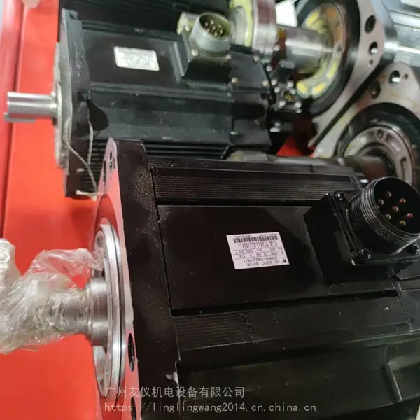 供应安川电机SGMRV-13ANA-YR21,SGMRS-13A2A-YR11