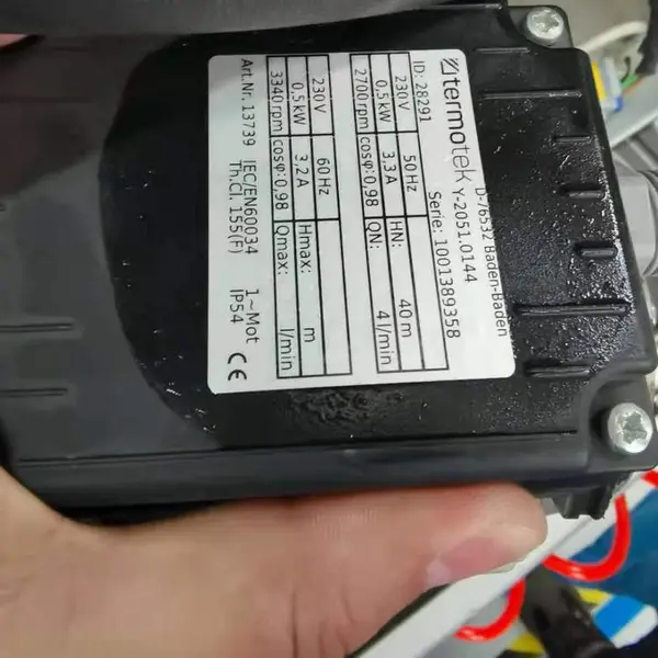 �¹�termotek P300�ͺ���ȴ�����ڰ뵼����ҵ�ȶ��Ը�