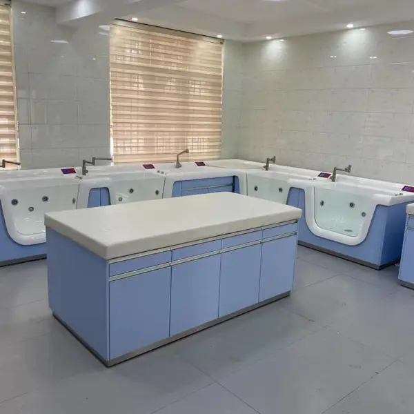 新瑞XR-3000婴儿洗浴设备高分子洗礼池游泳池洗浴设备全套抚触台