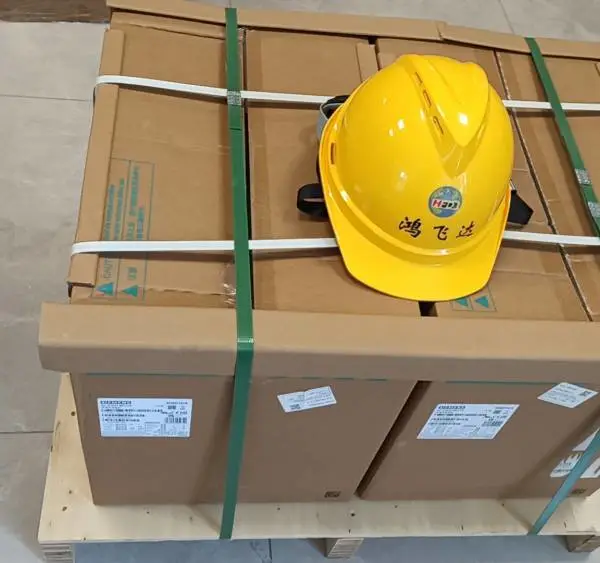 SK 5xxE-221-x23-A电机减速机SK 5xxP-750-340-A柜装式变频器