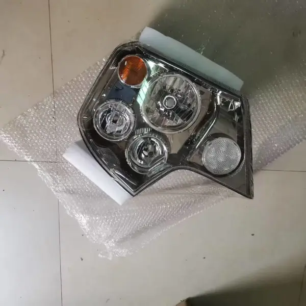 EZ9225720001豪沃V7大灯前照灯总成豪沃配件出口