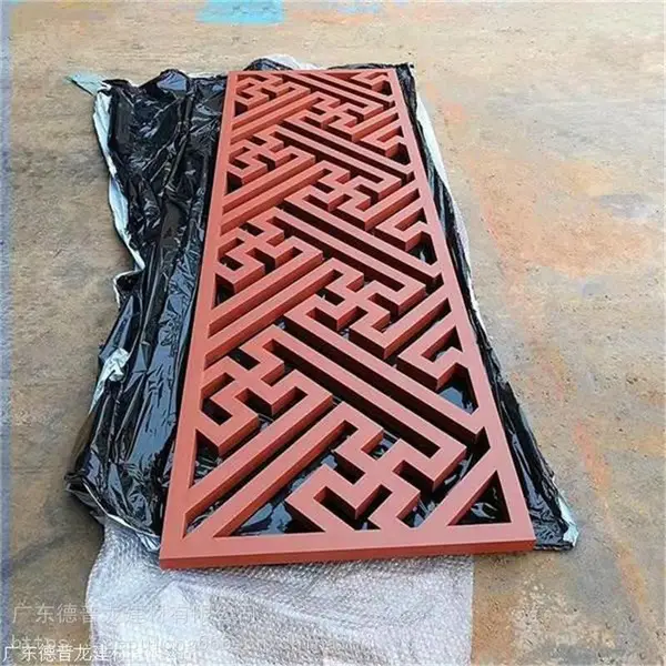 厂家仿古铝花格-仿木色铝花格窗户装饰-古建筑铝合金门窗