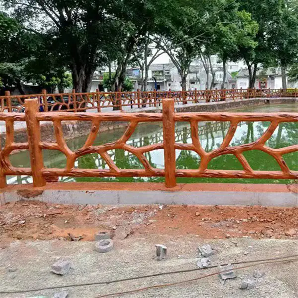 水泥仿木护栏 混凝土栏杆 池塘河边防护围栏 外部喷仿木纹漆