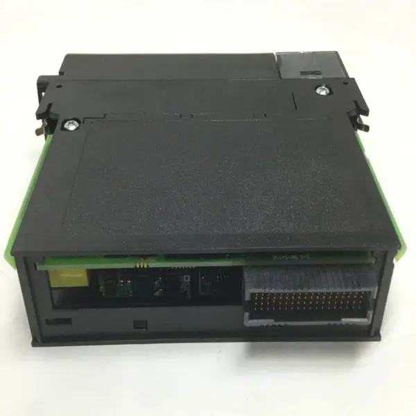 AB罗克韦尔2198-DB08-F模块 PLC 触摸屏