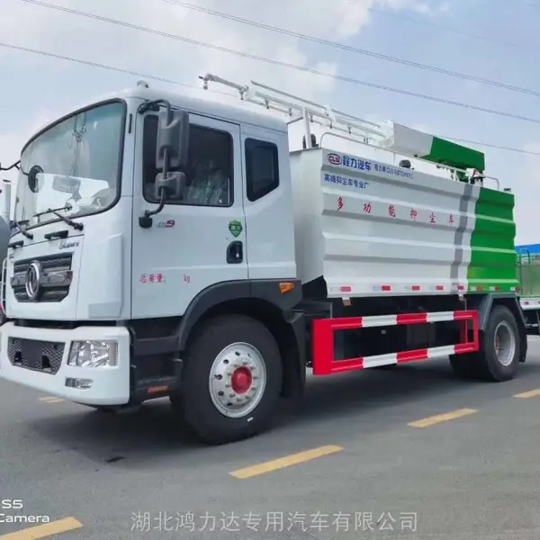 江苏5方洒水车高效作业保障城市道路清洁与湿润 或者 江苏5方洒水车穿梭城市街道为环境带来清新润泽