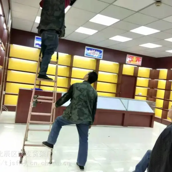 天津木质展柜 烤漆展柜 玻璃展示柜定制天津顺发货架厂