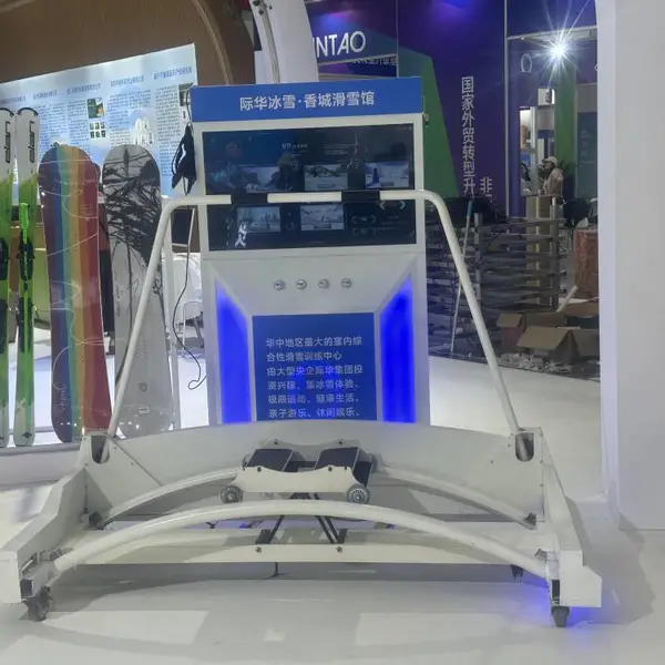 VR模拟滑雪机租赁服务-冬季主题滑雪类活动互动设备VR滑雪机租赁