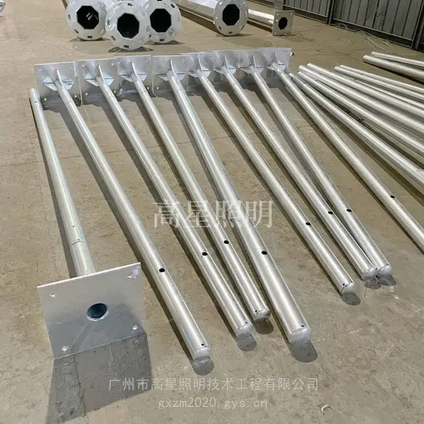高星生产3.5米单立柱式标志牌杆 3.5米人行道信号灯杆 标志牌杆