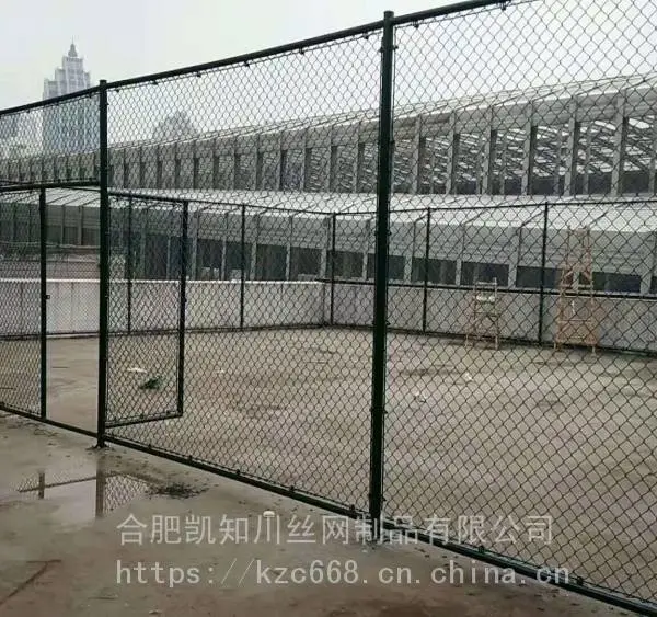 宿州泗县厂家生产双边丝水库护栏网 操场围栏网 勾花养殖铁丝围网