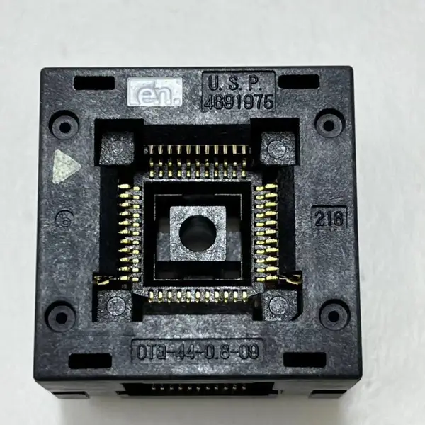 日本Enplas总代理原装测试座OTQ-44-0.8-09老化座QFP44烧录座