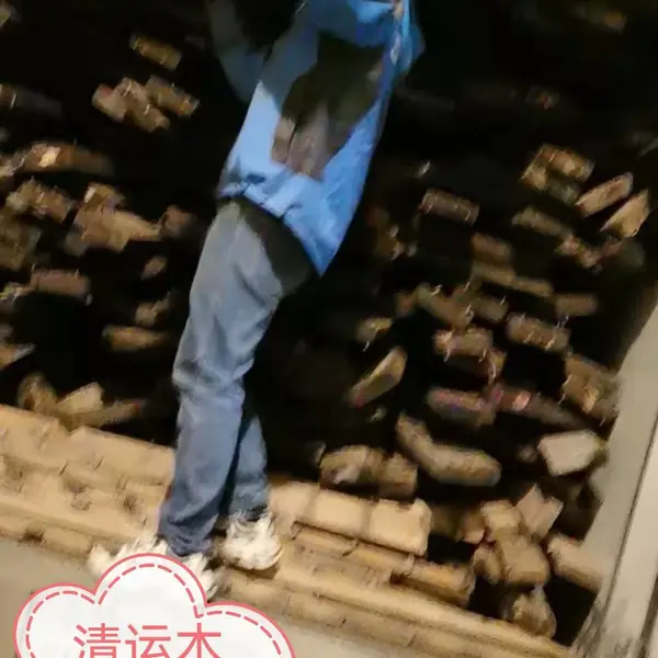 成都处理***餐饮店旧桌椅板凳 酒店装修拆除 清运建渣