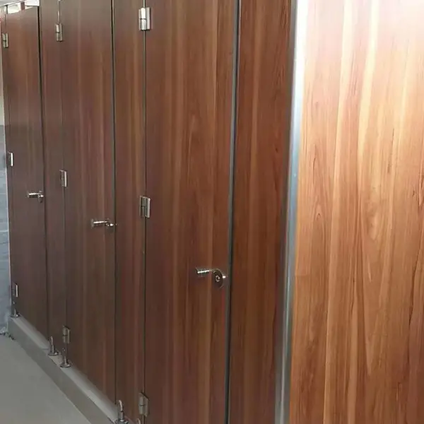 郑州装修设计 厕所隔断材料的选购 厕所隔断的方式