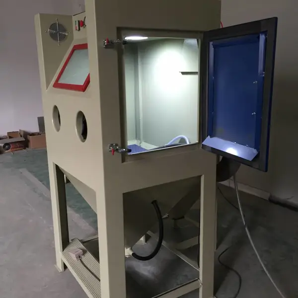 秉腾机械 9070 9060小型手动喷砂机 除锈翻新清理表面砂光设备