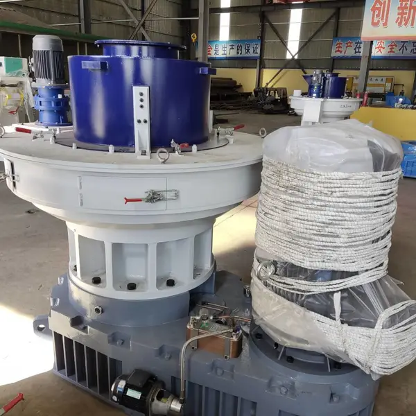 生物燃料颗粒机器秸秆压缩颗粒燃料机枯树枝加工颗粒设备