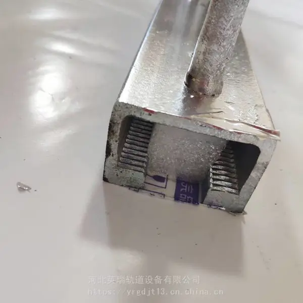 管廊用不锈钢预埋槽道螺栓 幕墙配件镀锌预埋槽道 厂家