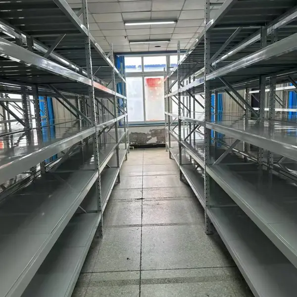 沈阳中型货架厂家,库房仓储货架量尺定制。